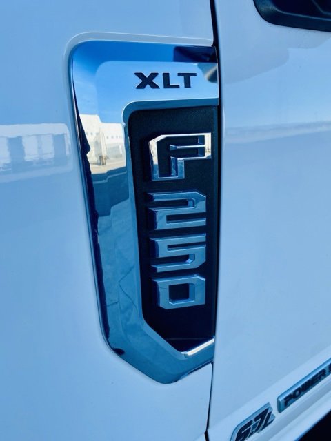 Used 2022 Ford F250 XLT w/ XLT Value Package image 8