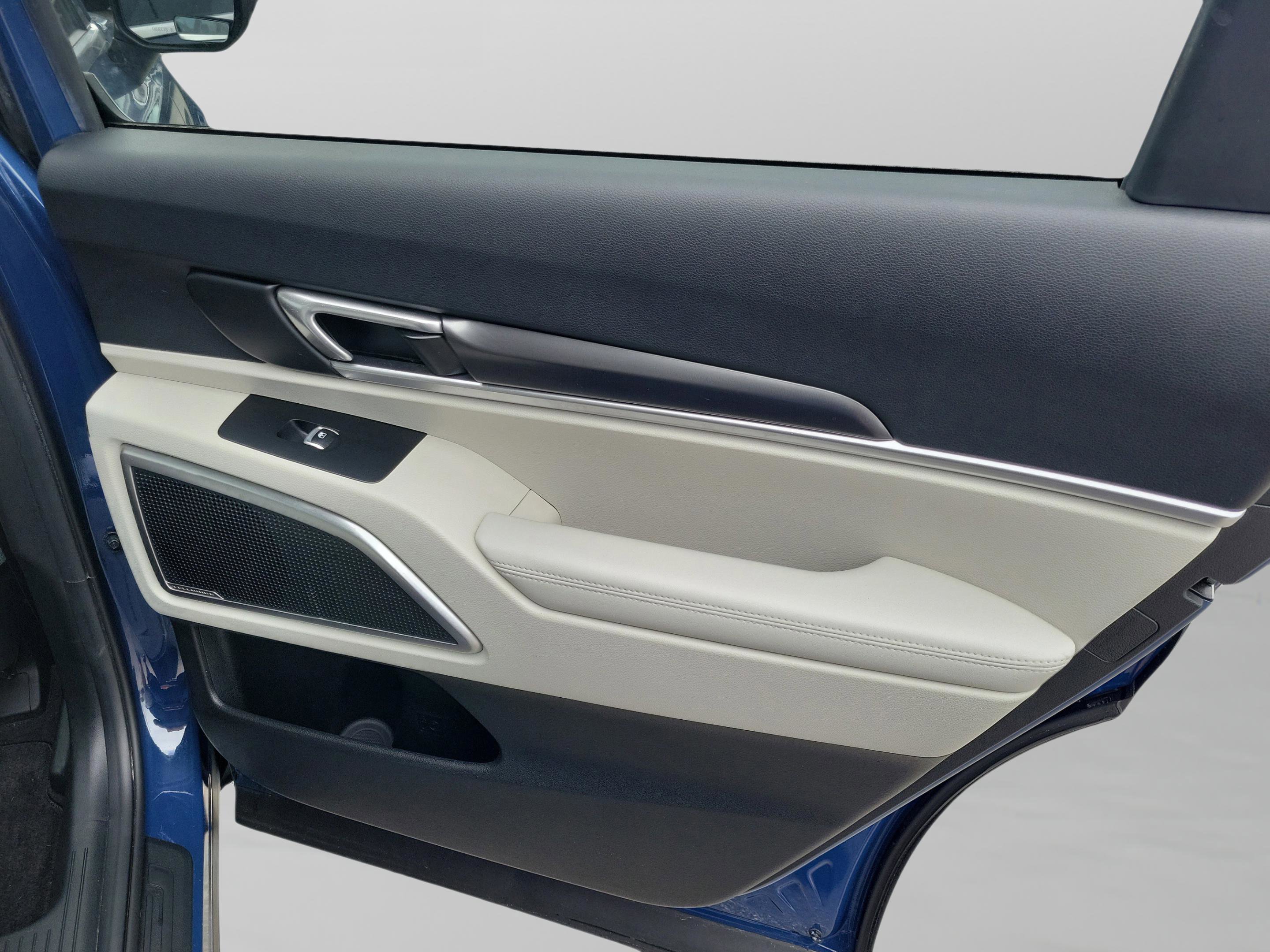 Used 2024 Kia Telluride S w/ S Sunroof Package image 27