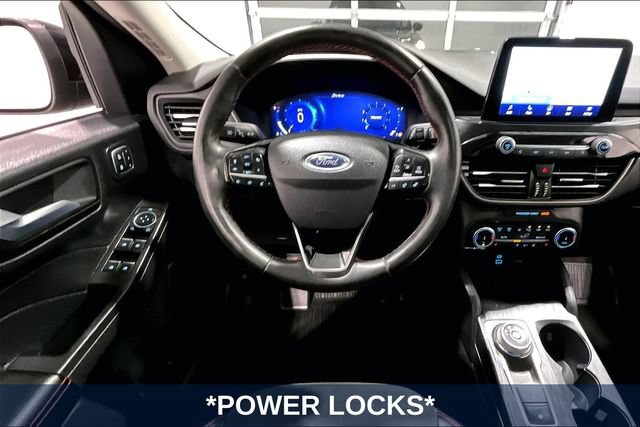 Used 2022 Ford Escape SEL w/ Technology Package AWD/4WD image 11
