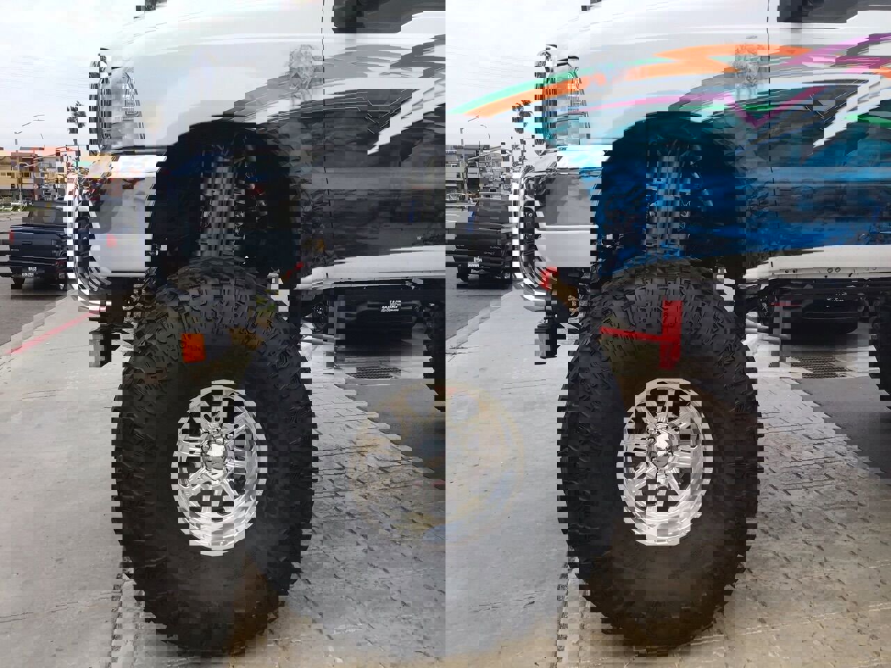 Used 2000 Ford Excursion Limited image 9