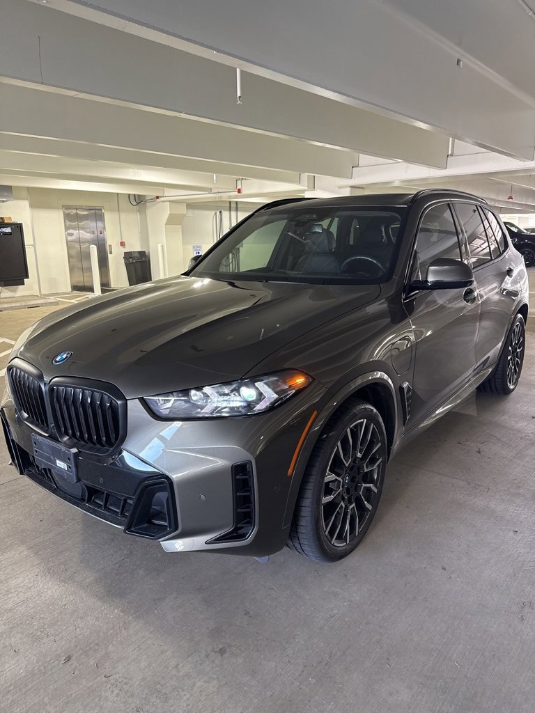 Used 2024 BMW X5 xDrive50e w/ Executive Package image 6