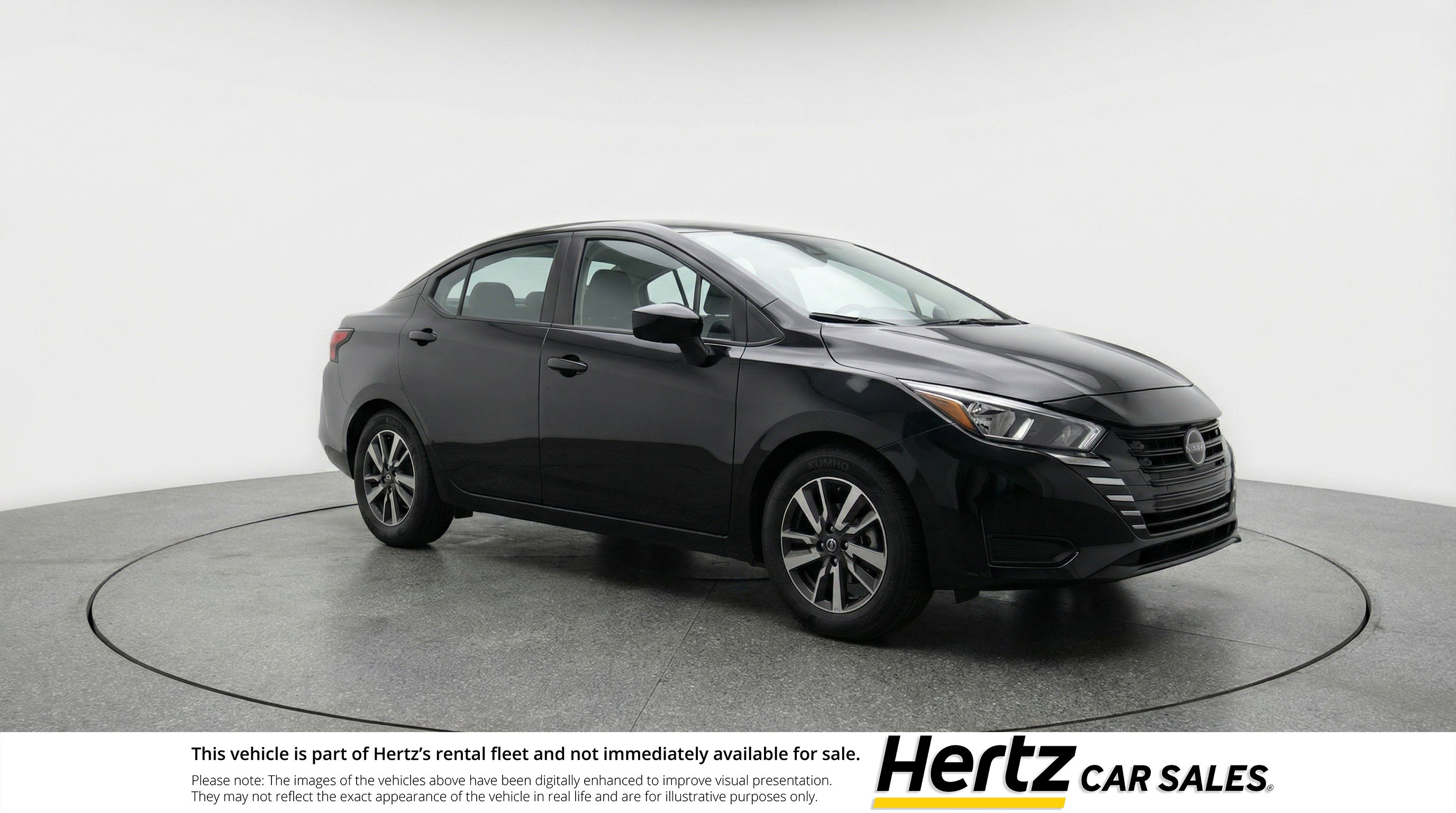 Used 2025 Nissan Versa SV FWD image 1
