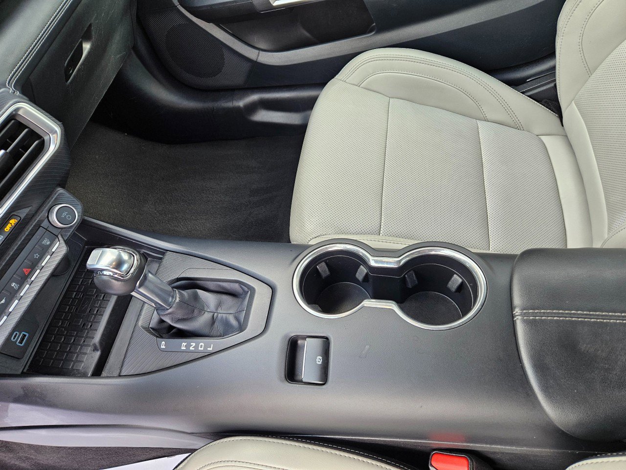 Used 2024 Ford Mustang Premium image 20