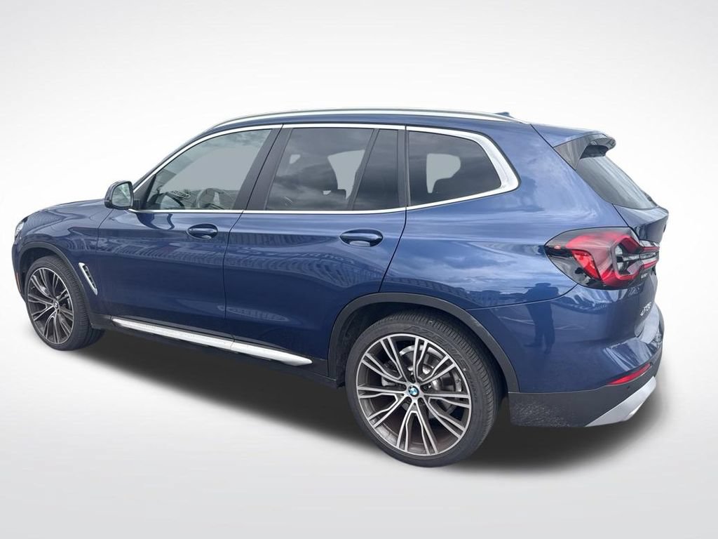 Used 2024 BMW X3 sDrive30i w/ Premium Package RWD image 5