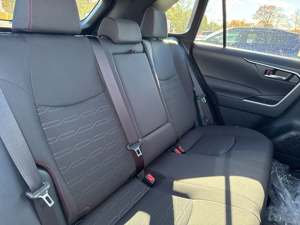 New 2025 Toyota RAV4 SE image 15