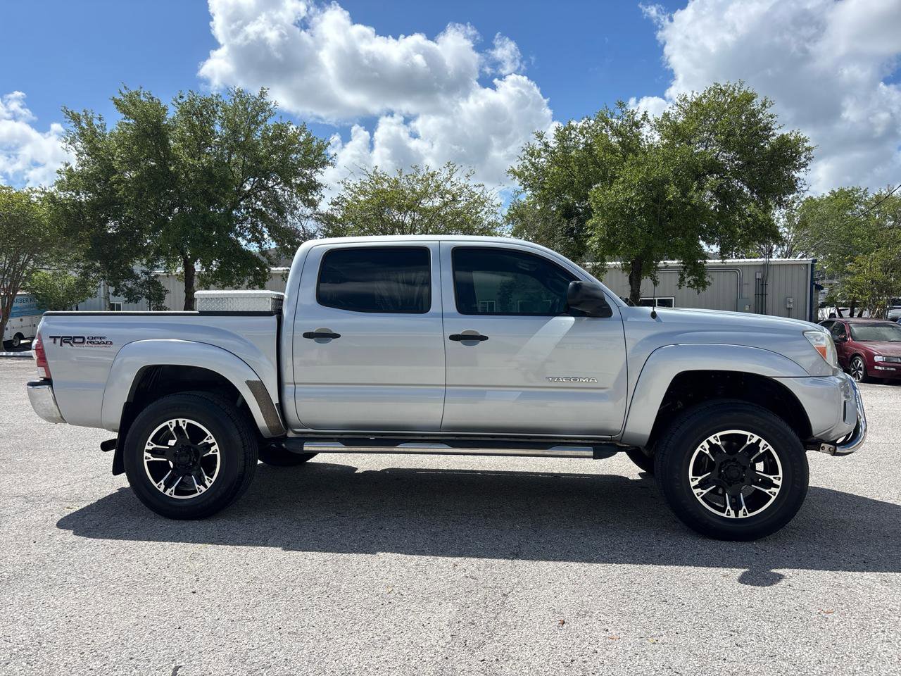 Used 2012 Toyota Tacoma PreRunner w/ TRD Off-Road Pkg image 5