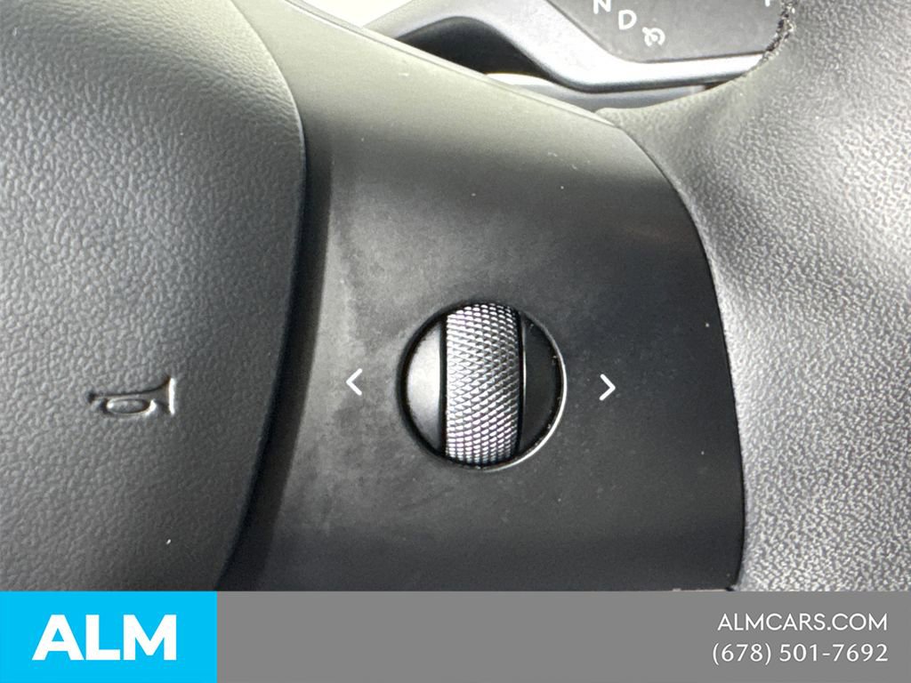 Used 2024 Tesla Model Y Long Range image 29