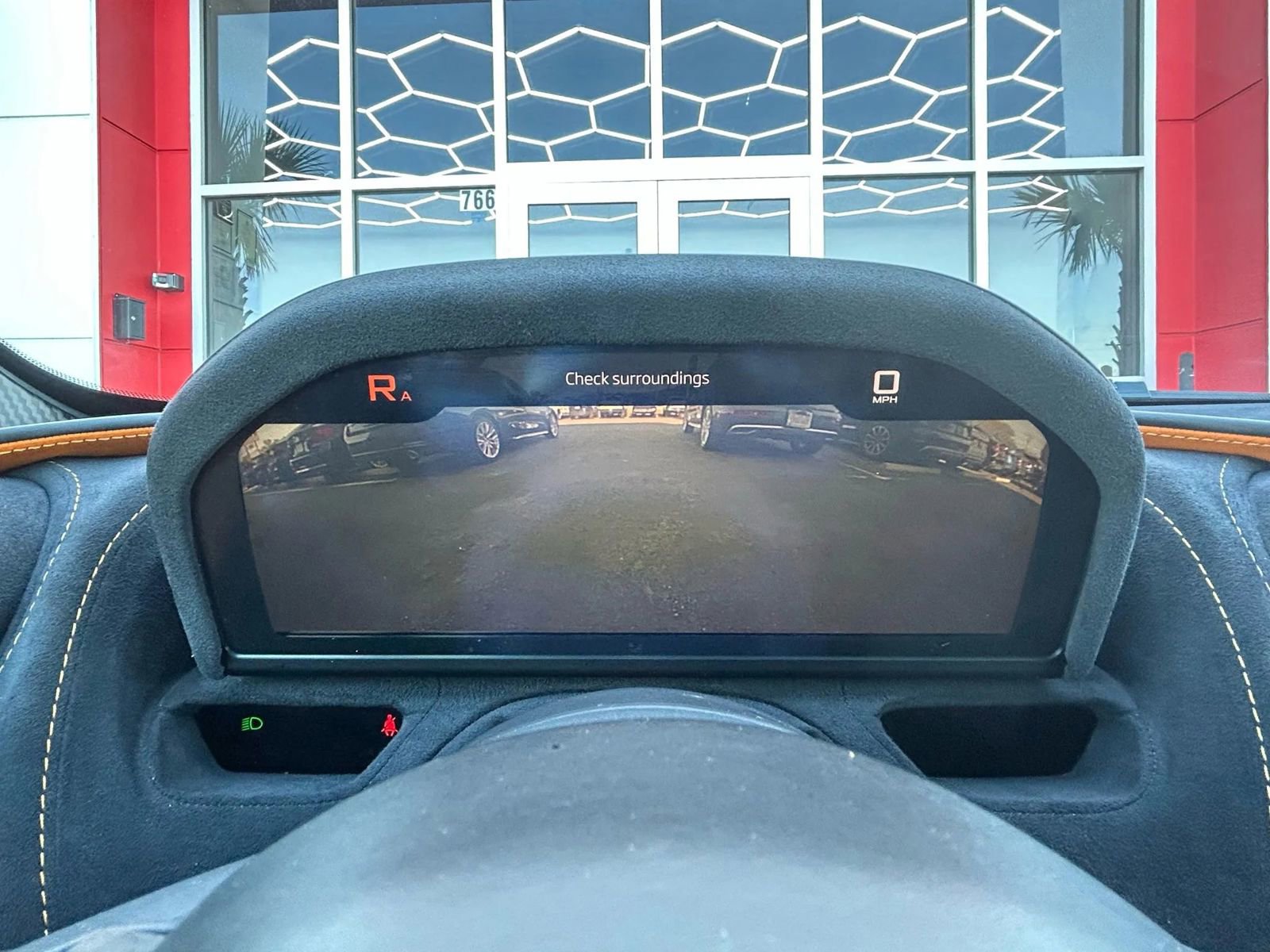 Used 2018 McLaren 720S image 23