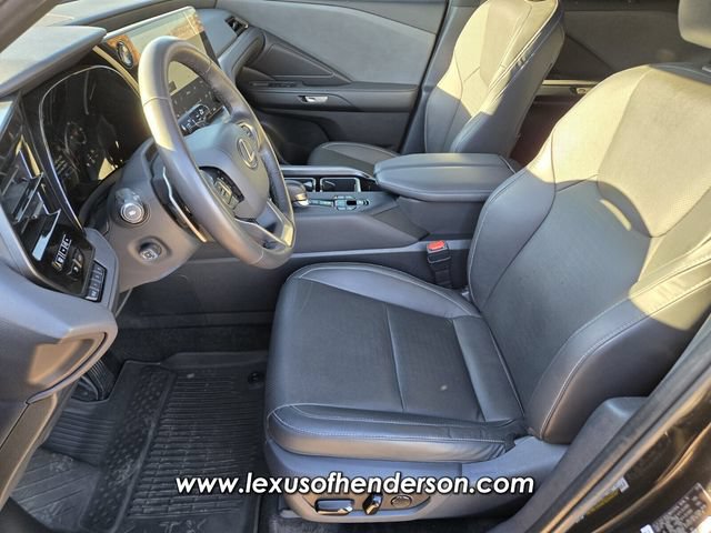 Used 2025 Lexus TX 350 AWD w/ Technology Package image 10