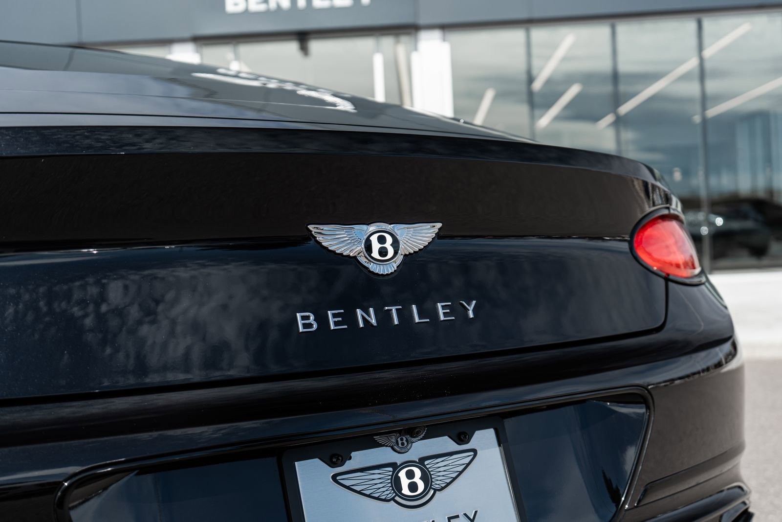 Used 2022 Bentley Continental GT image 10