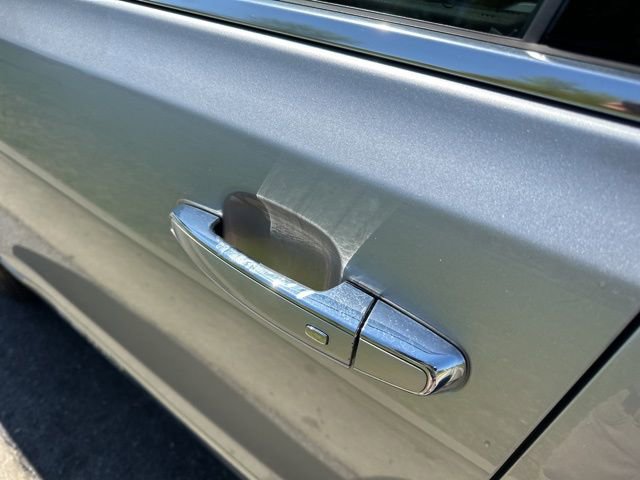 Used 2019 GMC Acadia Denali w/ Technology Package FWD image 31