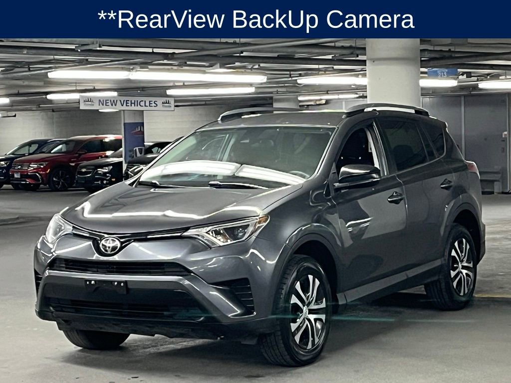 Used 2017 Toyota RAV4 LE image 4