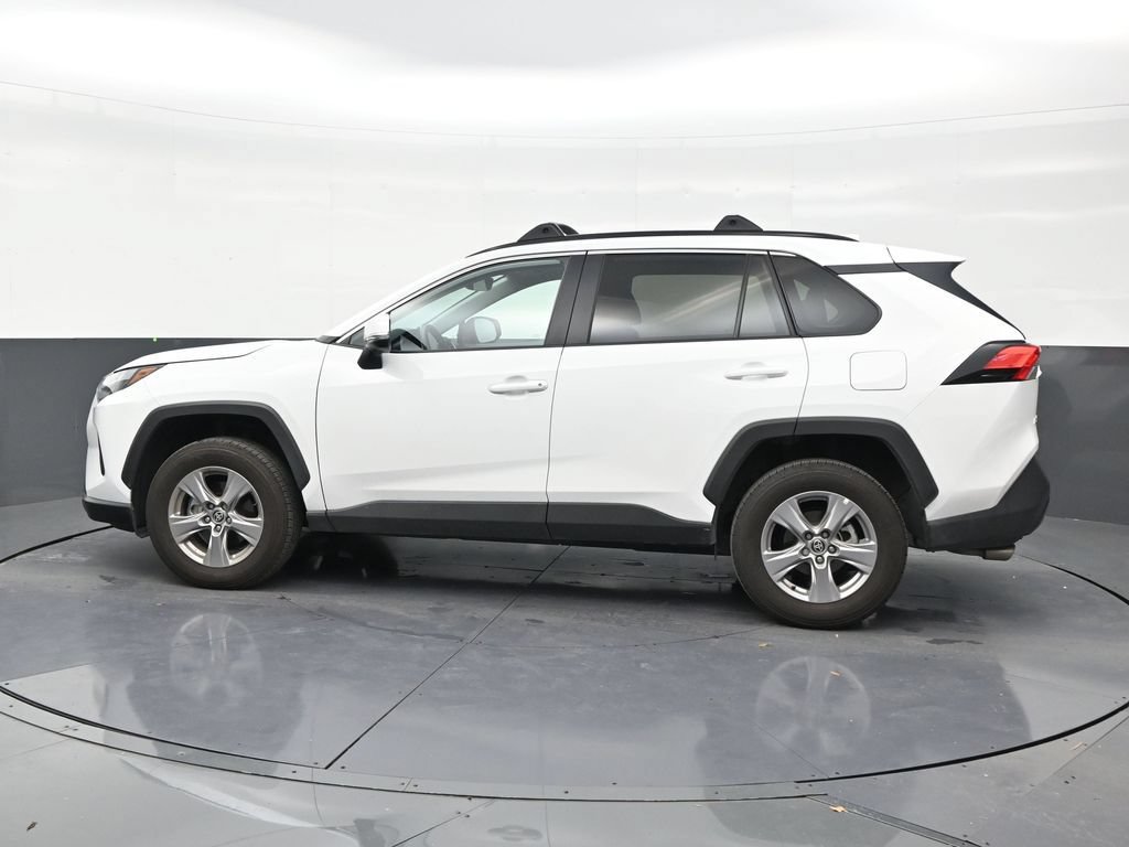 Used 2025 Toyota RAV4 XLE w/ Convenience Package AWD/4WD image 2