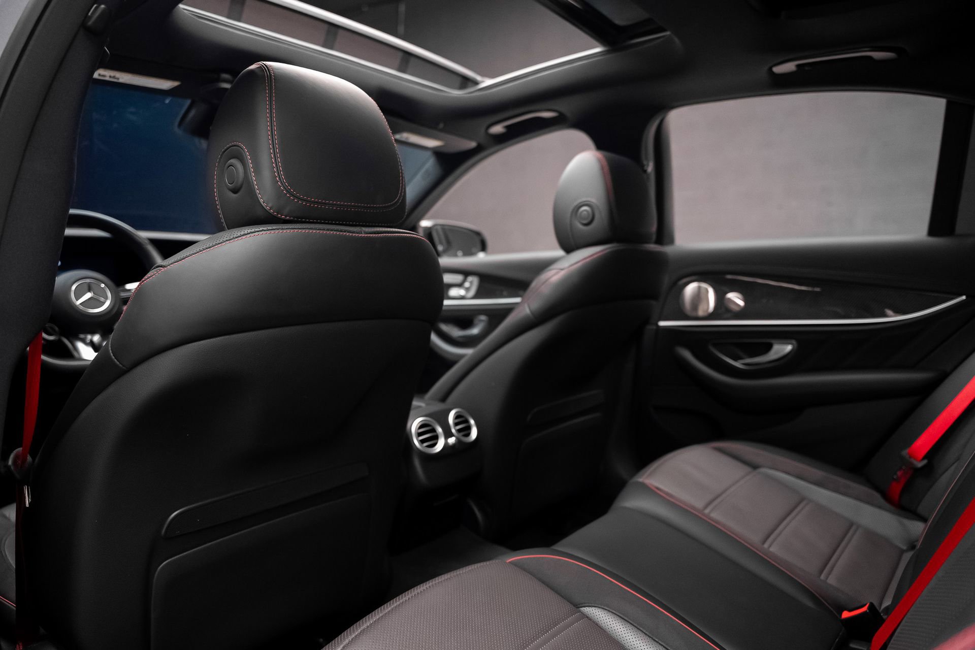 Used 2022 Mercedes-Benz E 53 AMG 4MATIC Sedan image 73