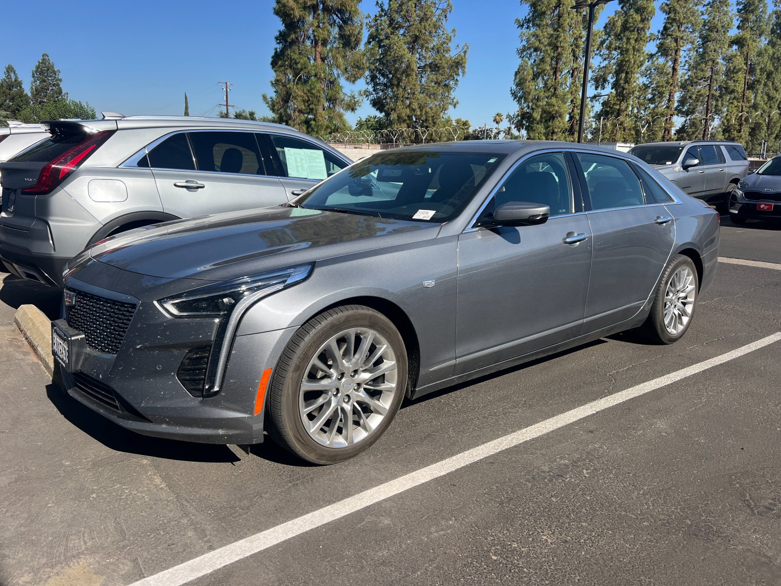 Used 2019 Cadillac CT6 Luxury w/ Driver Awareness Package AWD/4WD image 2