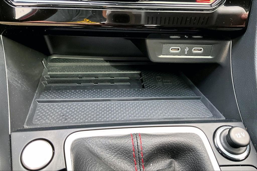 Used 2025 Volkswagen Jetta GLI Autobahn image 33