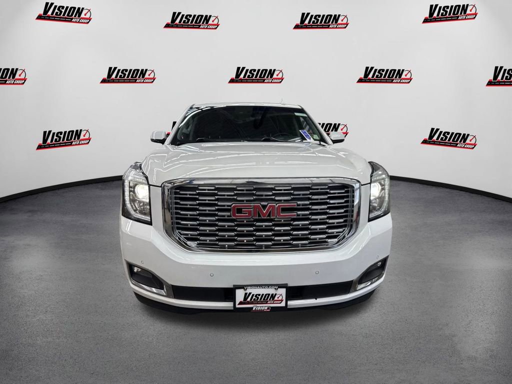 Used 2019 GMC Yukon Denali w/ Denali Ultimate Package image 2
