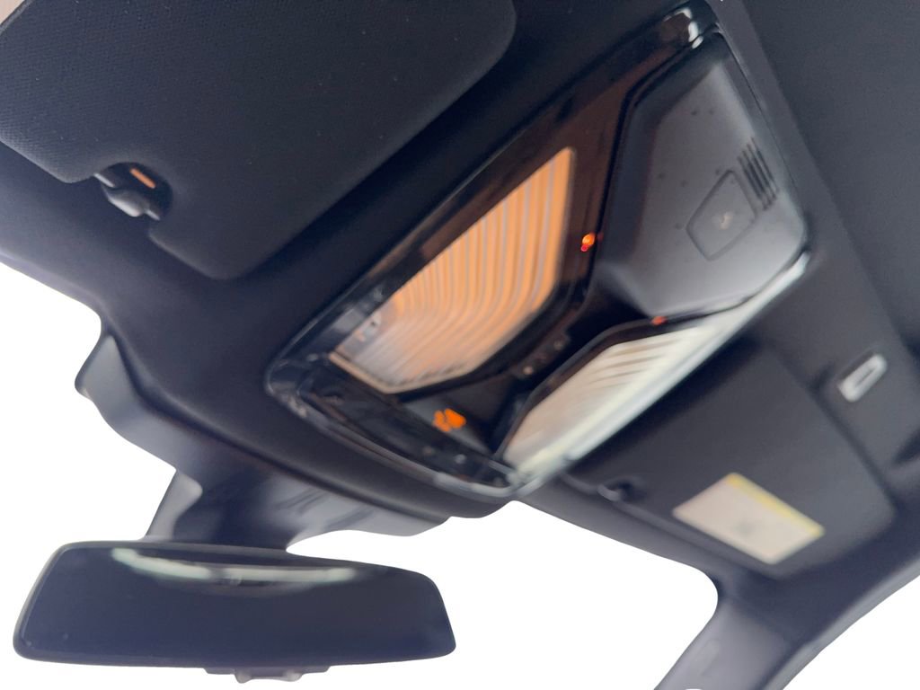 Used 2022 BMW 530i xDrive w/ Convenience Package image 75