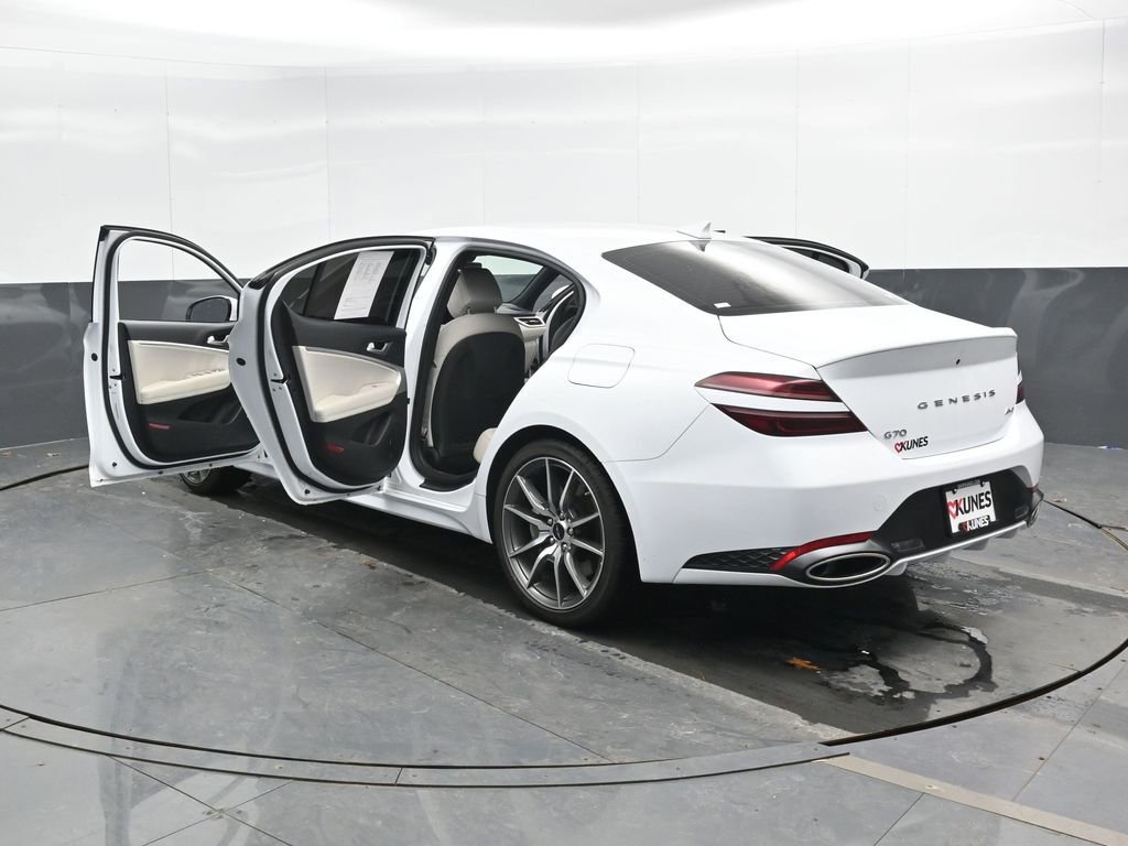Used 2025 Genesis G70 2.5T AWD/4WD image 51