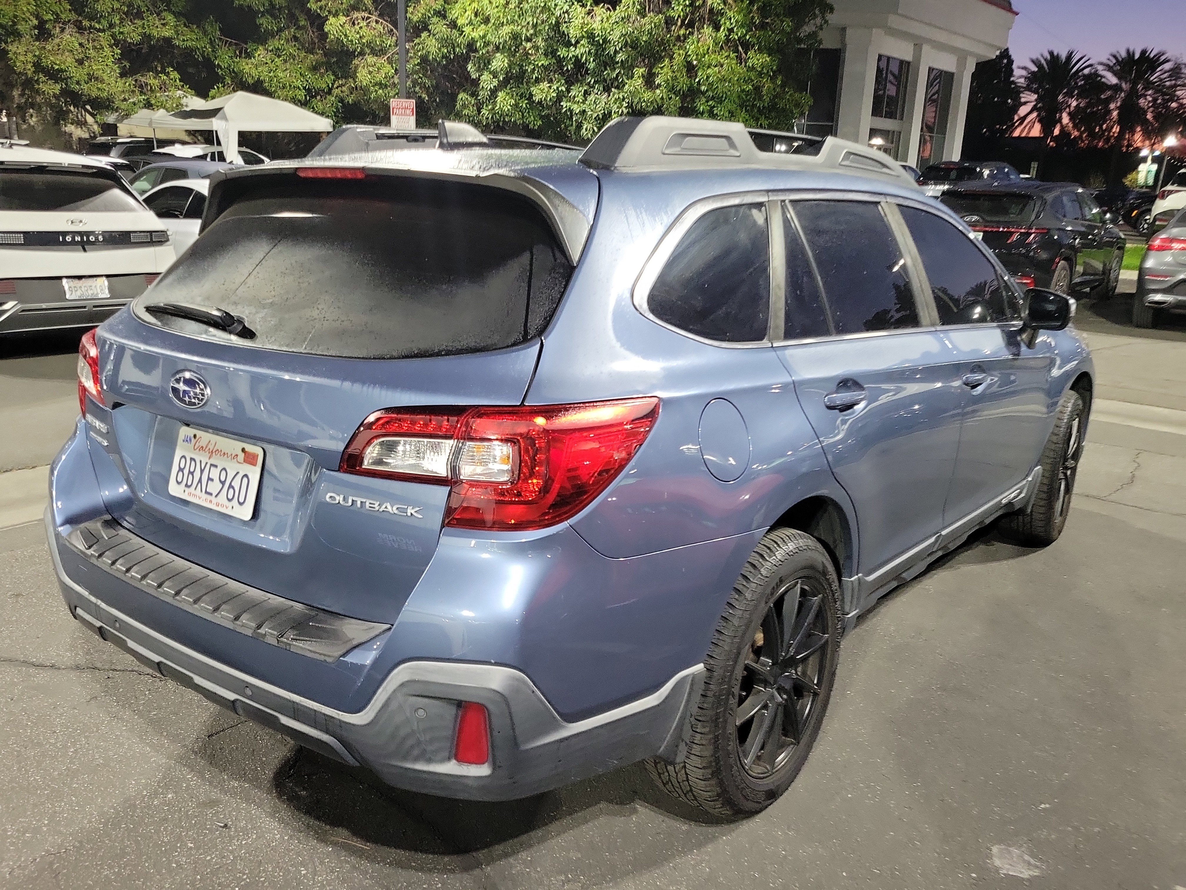 Used 2018 Subaru Outback 2.5i Limited w/ 50th Anniversary Edition image 5