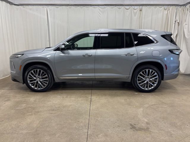 Used 2025 Buick Enclave Avenir AWD/4WD image 20