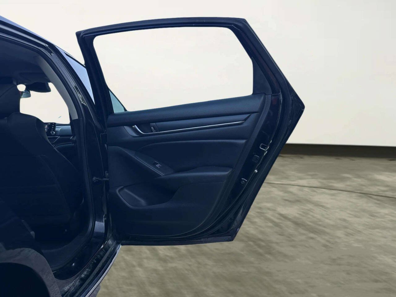 Used 2020 Honda Accord EX image 20