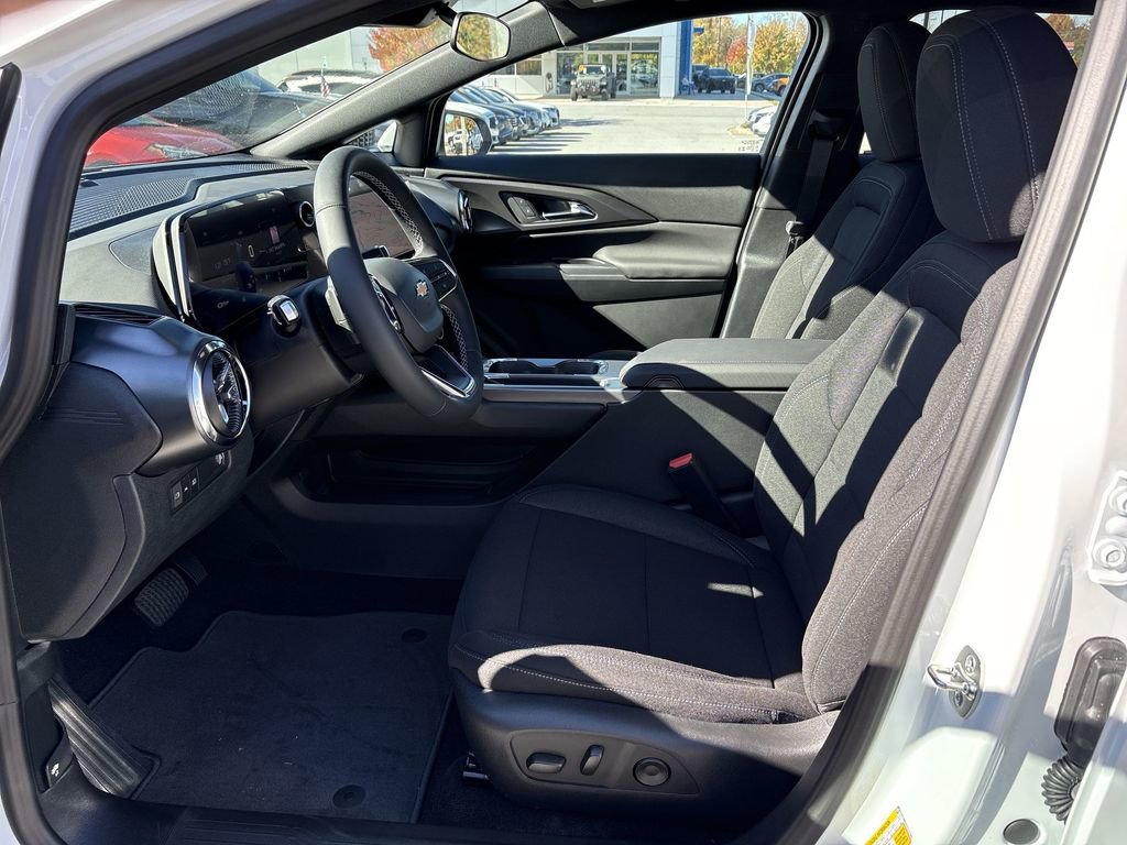 New 2026 Chevrolet Equinox EV LT w/ Comfort Package image 19