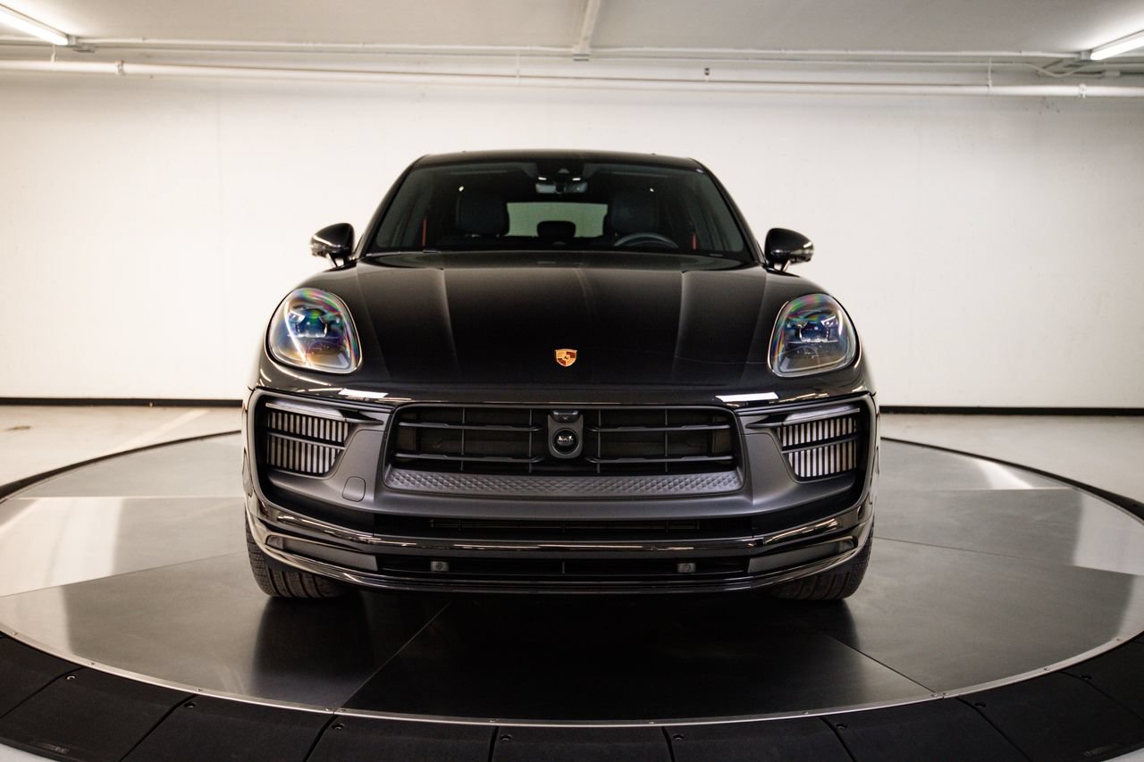 Certified 2026 Porsche Macan GTS AWD/4WD image 10