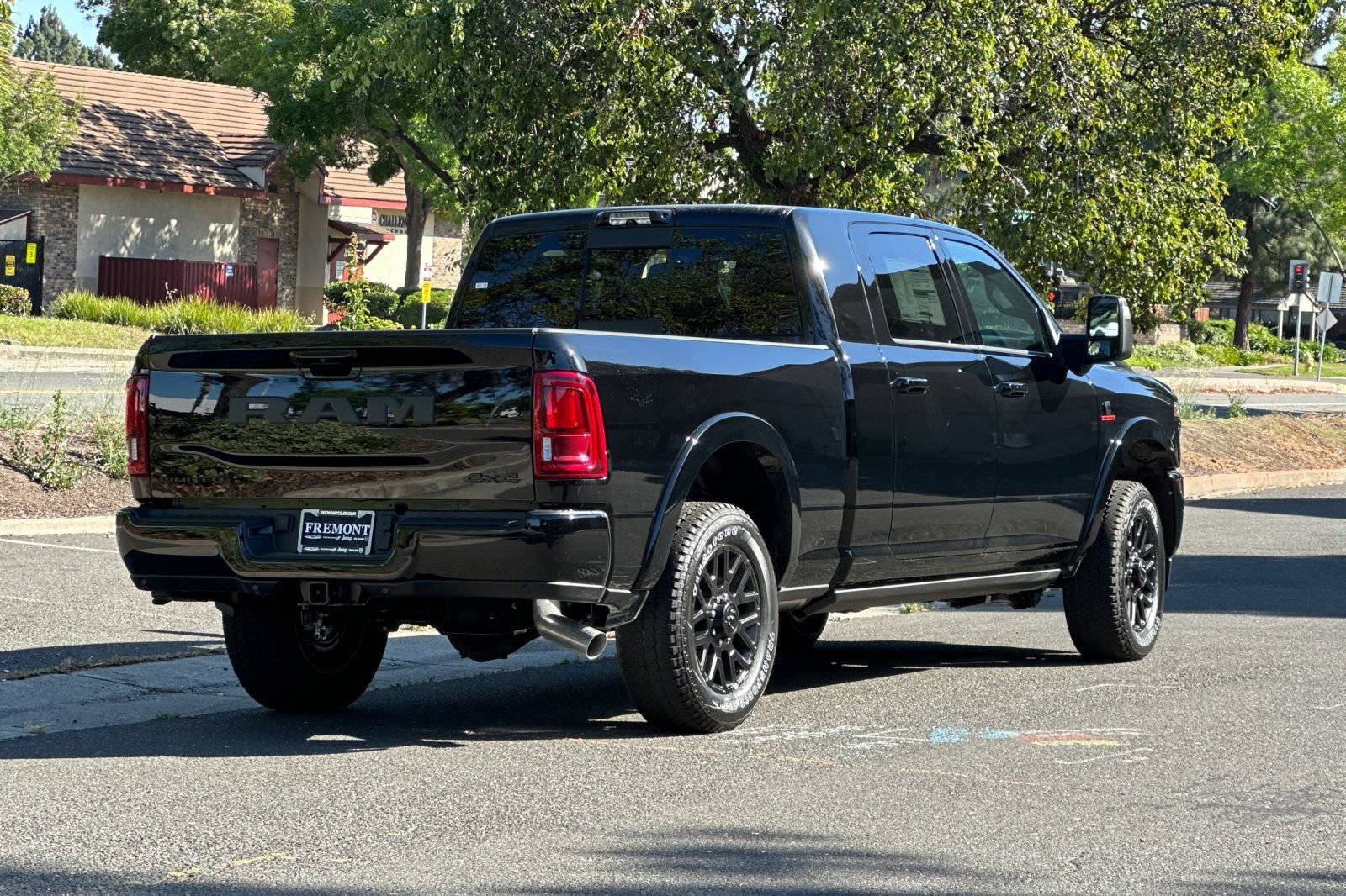 New 2026 RAM 2500 Limited AWD/4WD image 3