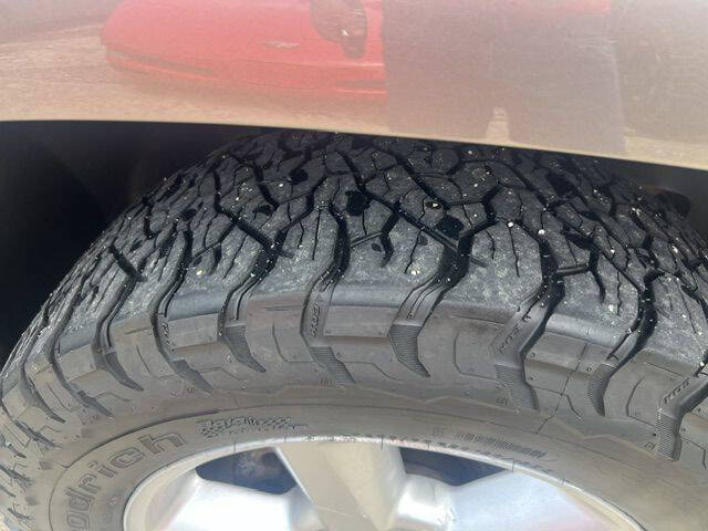 Used 2014 Chevrolet Tahoe LT w/ All-Star Edition AWD/4WD image 13