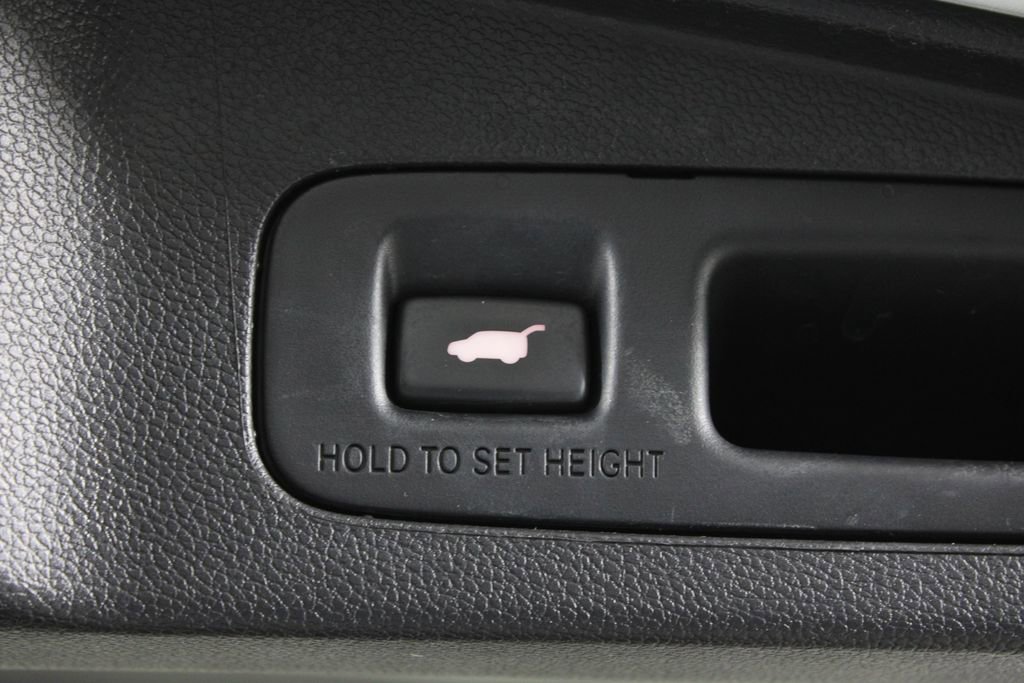 Used 2022 Honda CR-V Touring image 17