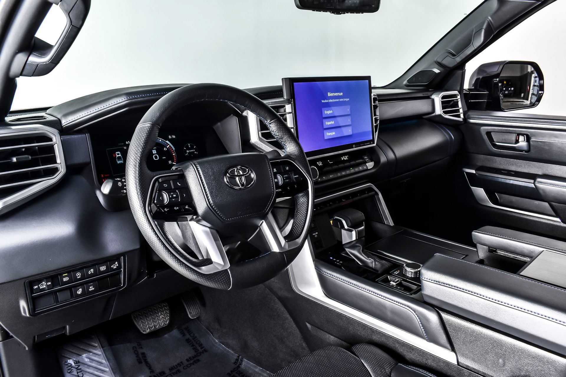 Used 2023 Toyota Tundra Platinum AWD/4WD image 14