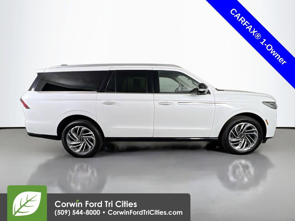 Used 2025 Lincoln Navigator L Reserve AWD/4WD image 20