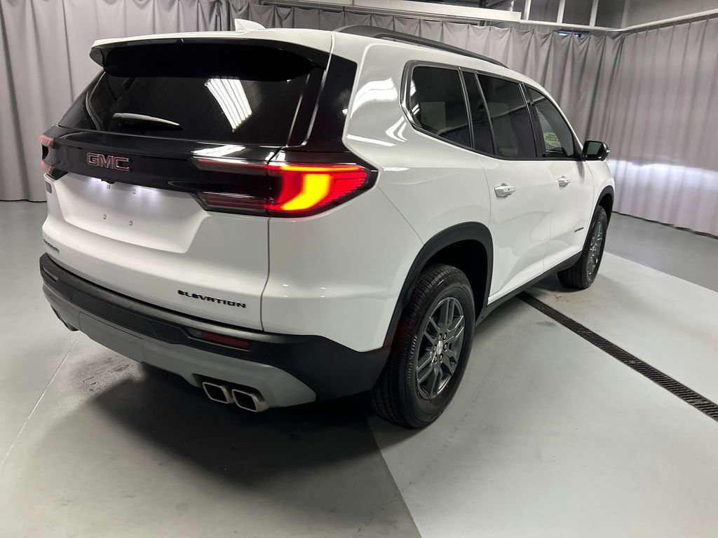 Used 2025 GMC Acadia Elevation image 7