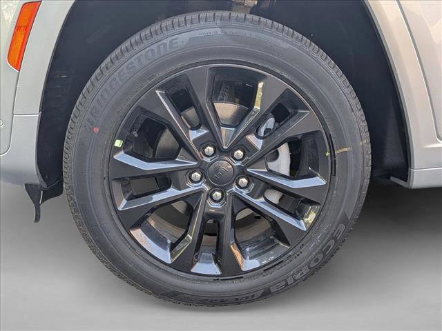 New 2026 Jeep Grand Cherokee Limited Reserve image 10