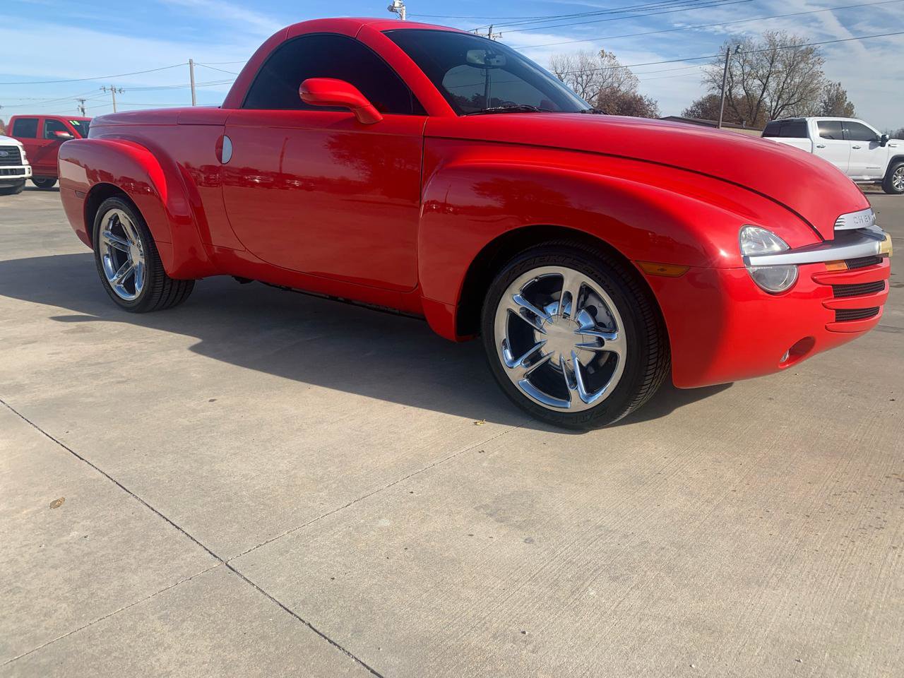 Used 2005 Chevrolet SSR w/ Preferred Equipment Group RWD image 1