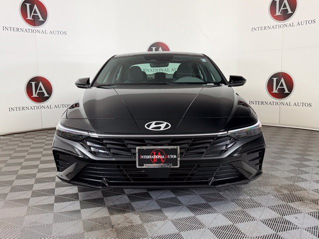New 2026 Hyundai Elantra SEL Sport Premium FWD image 2
