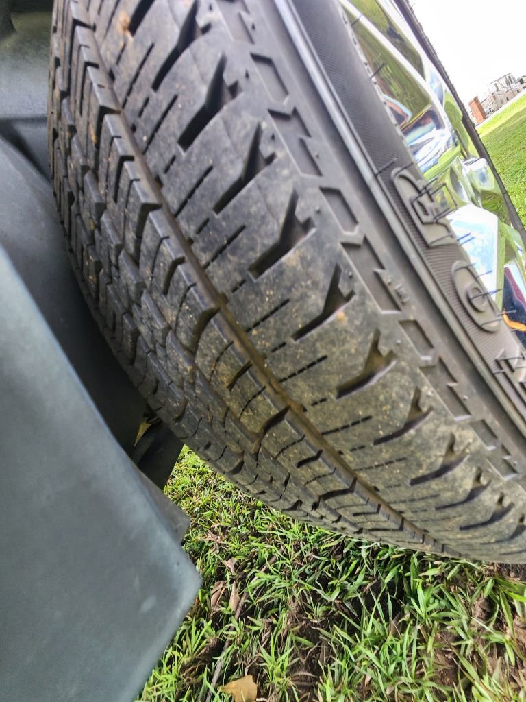 Used 2015 Cadillac SRX Luxury w/ Driver Awareness Package image 16