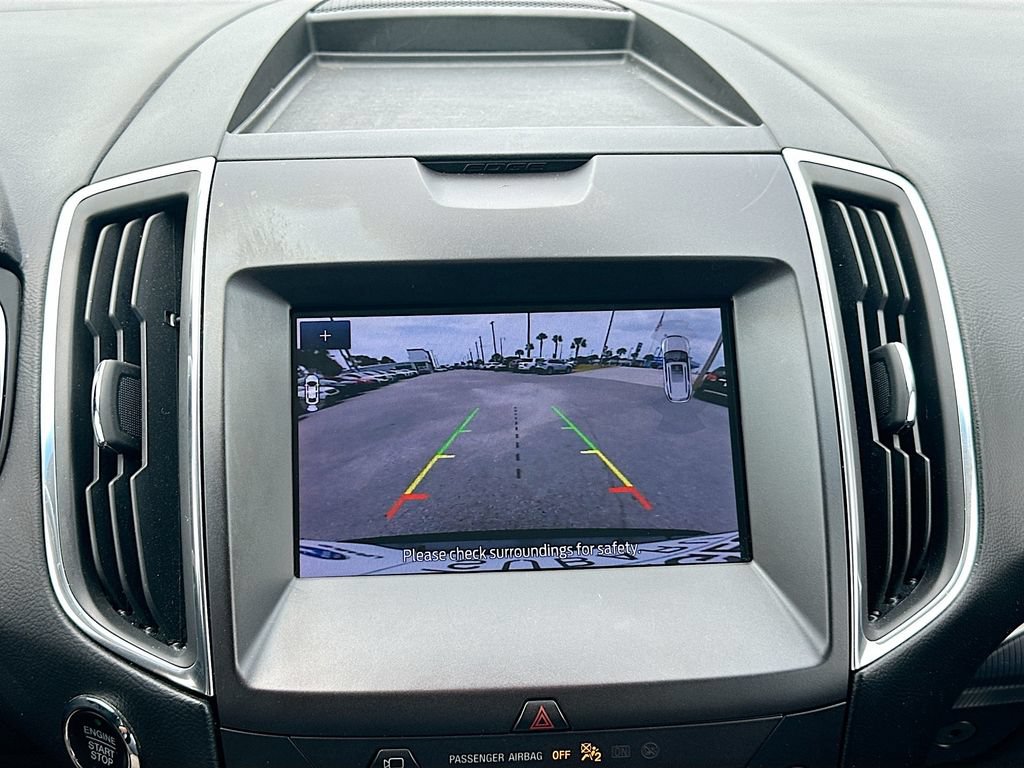 Used 2020 Ford Edge Titanium w/ Equipment Group 301A AWD/4WD image 14