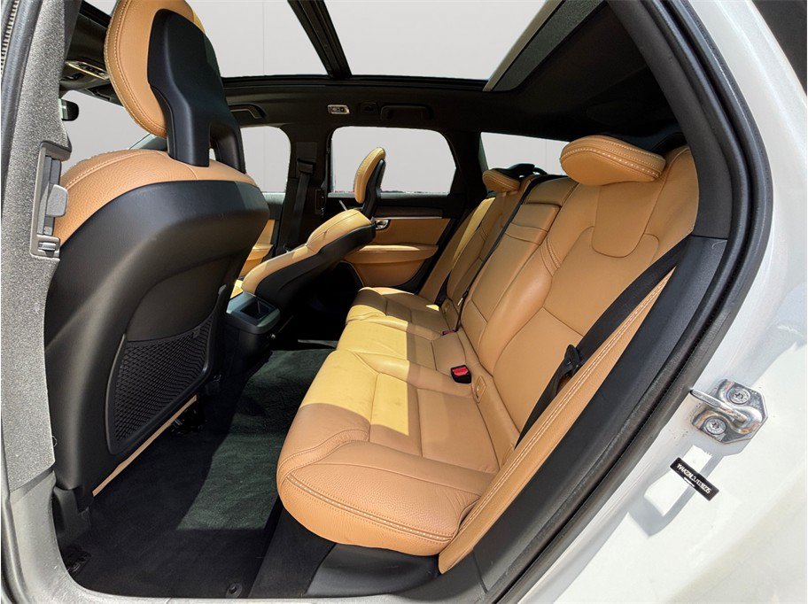 Used 2018 Volvo V90 T6 Cross Country w/ Convenience Package AWD/4WD image 39