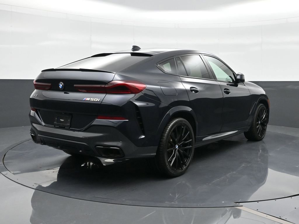 Used 2022 BMW X6 M50i w/ Executive Package image 13