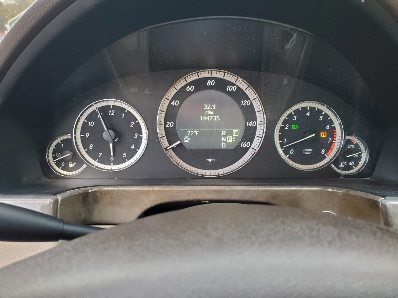 Used 2011 Mercedes-Benz E 350 4MATIC Sedan image 12