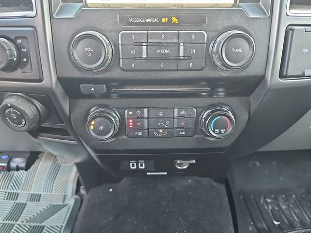 Used 2016 Ford F150 XLT w/ Equipment Group 302A Luxury image 21