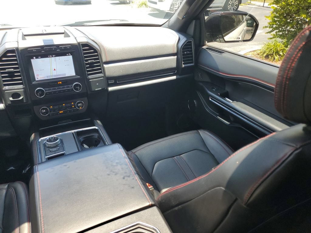 Used 2019 Ford Expedition Limited w/ Equipment Group 303A RWD image 17
