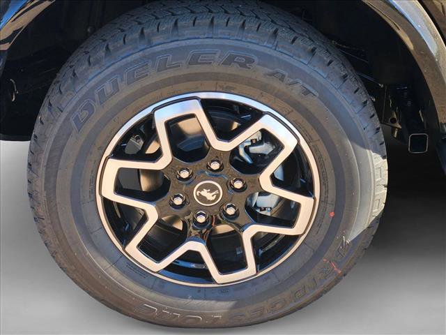 New 2025 Ford Bronco Outer Banks image 10