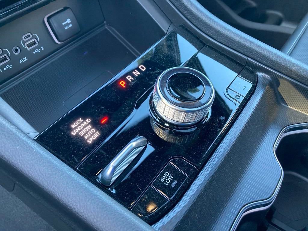 New 2024 Jeep Grand Cherokee Limited 4xe w/ Luxury Tech Group II image 25