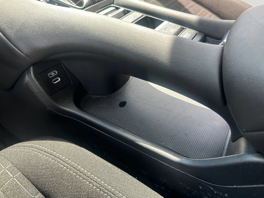 Certified 2024 Honda HR-V LX image 19