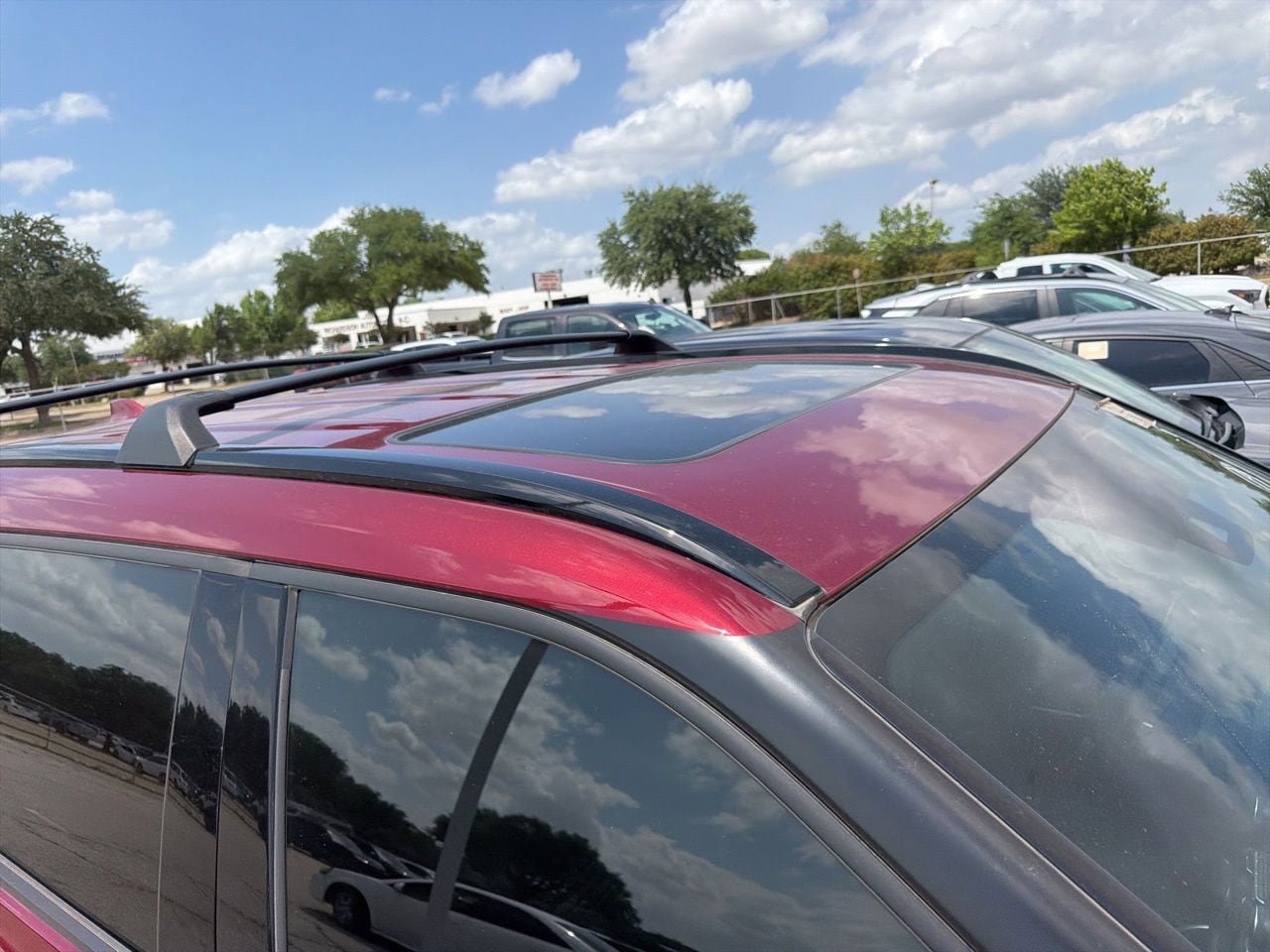 Used 2023 Toyota Highlander XSE FWD image 4