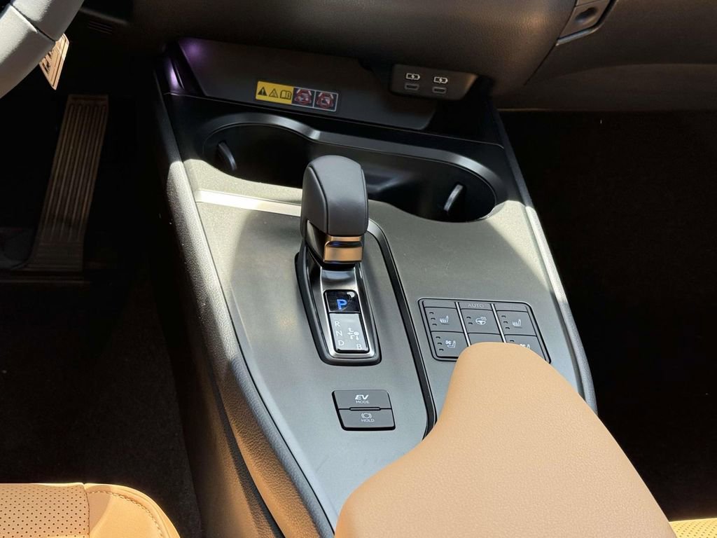 New 2026 Lexus UX 300h AWD image 15