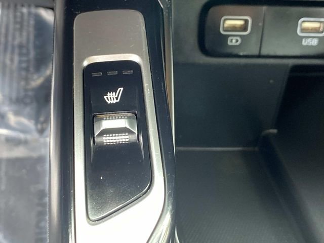 Used 2022 Kia Sorento S image 11